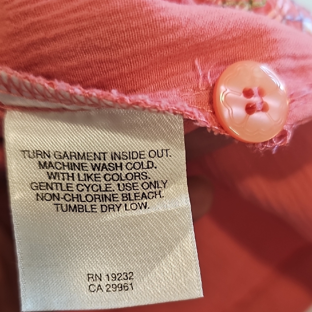 Alfred Dunner Coral Button-Up Blouse Embroidered Size 16 - Picture 8 of 10